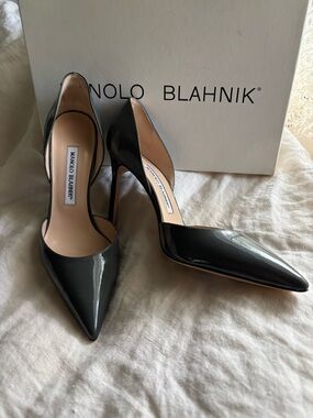 Manolo Blahnik Black Patent Pointed-Toe D'Orsay Pumps